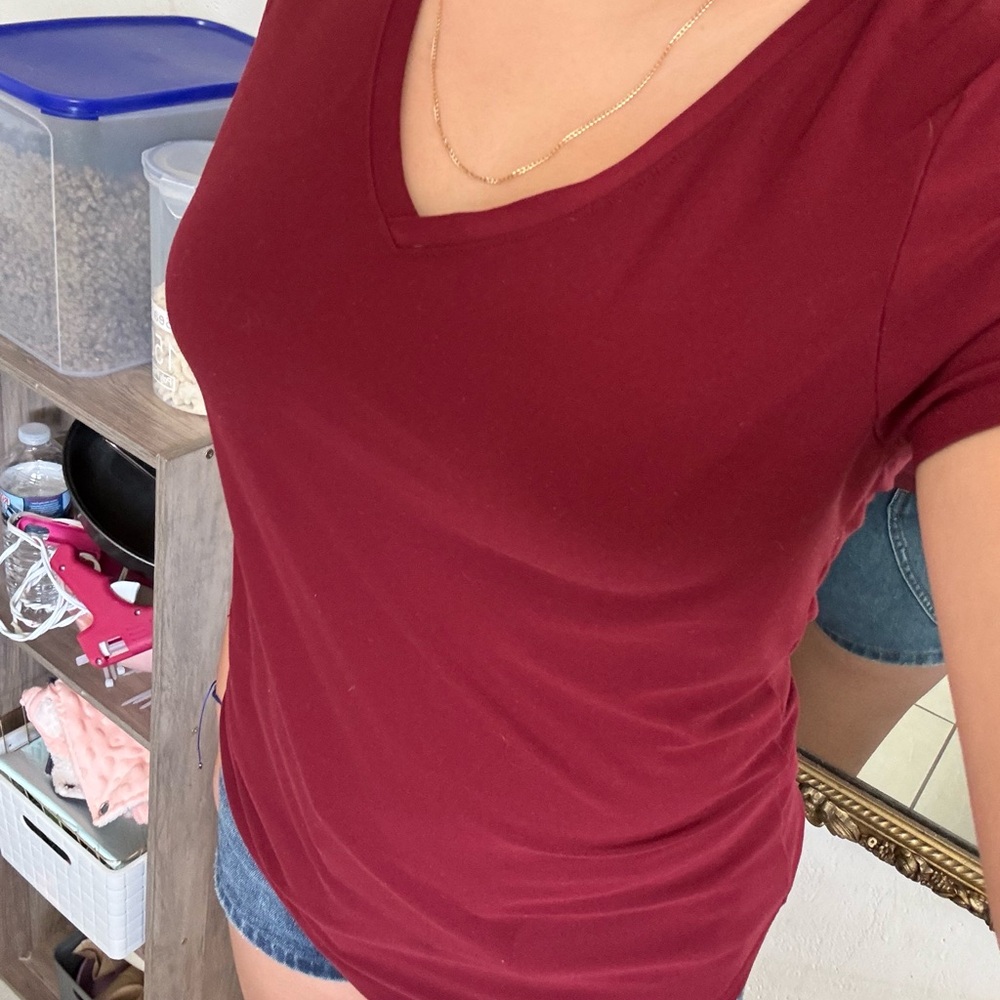 Women's V-Neck Maroon Top